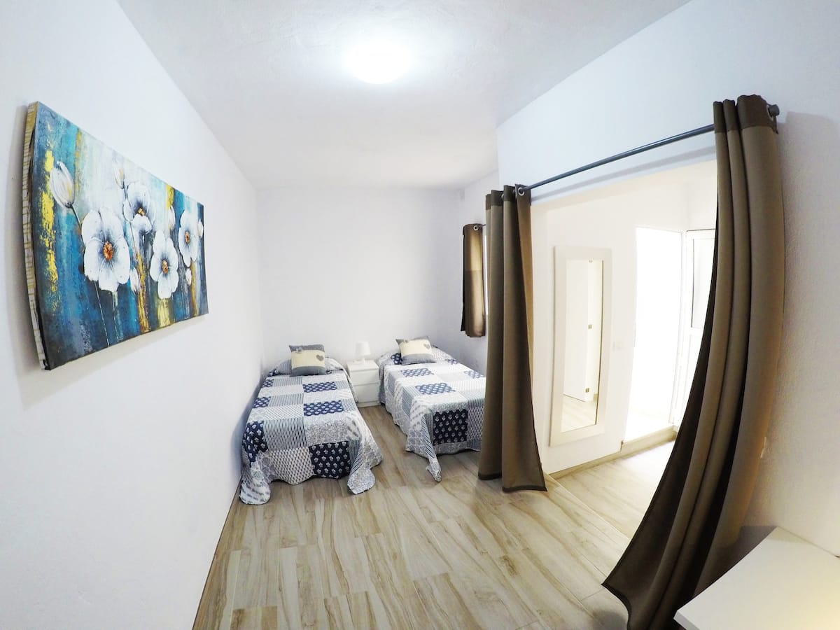 Ainara - Modern expat apartment in Tenerife