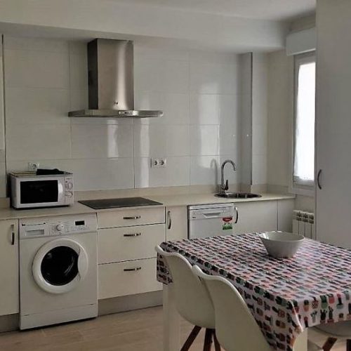 Perez Galdos - Modern expat flat in Santander