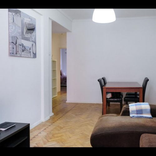 Campolide - 2 bedroom apartment in Lisbon