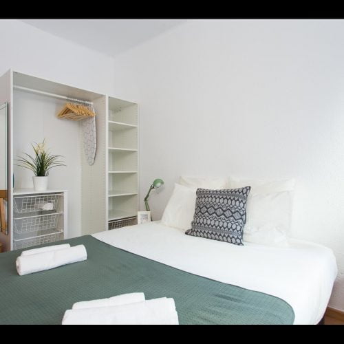 Salva - Cosy 3 bedroom flat in Barcelona