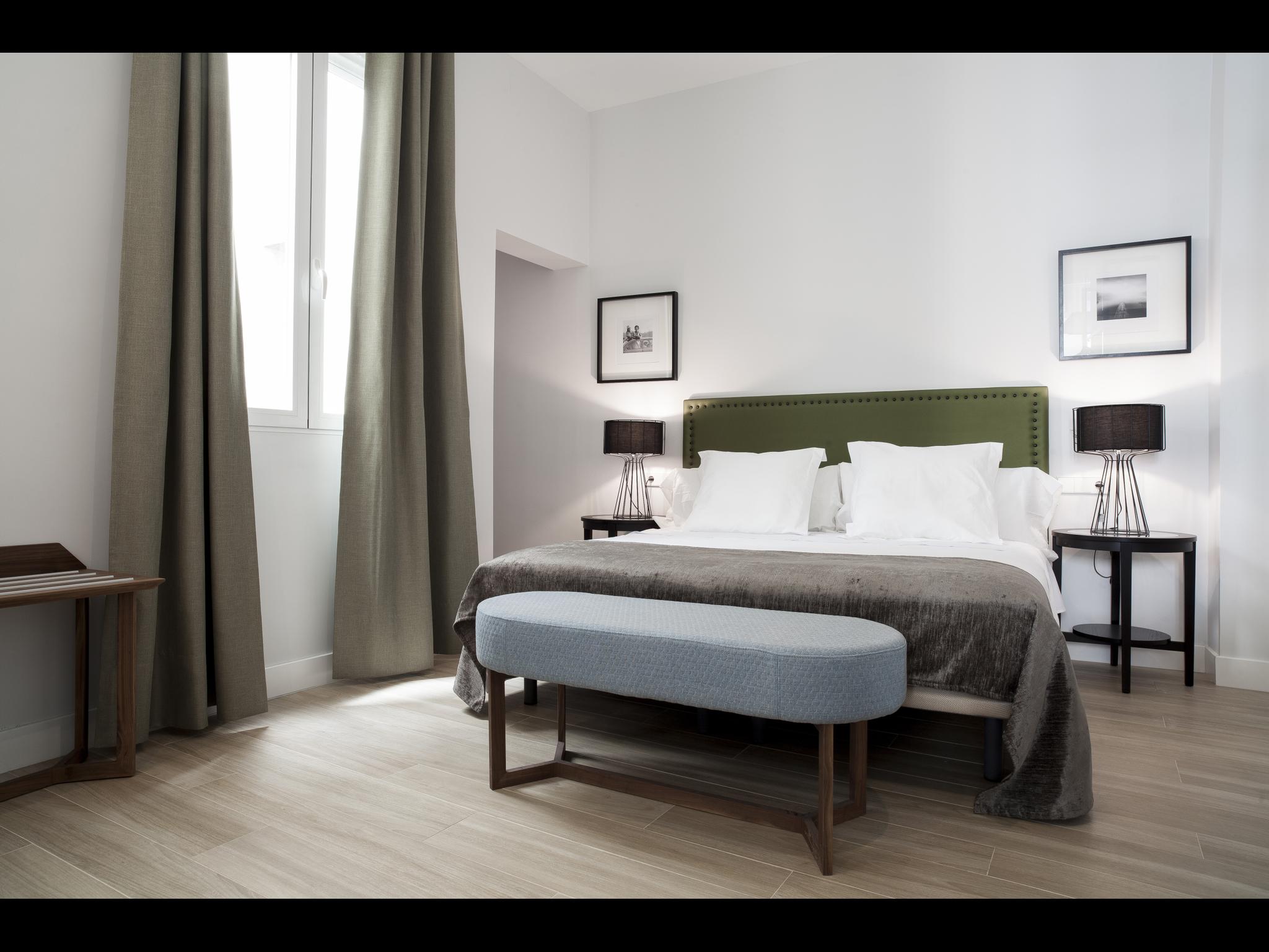 Puebla es un apartamento de lujo en Madrid para expats. Está situado en la calle de la Puebla, Madrid.