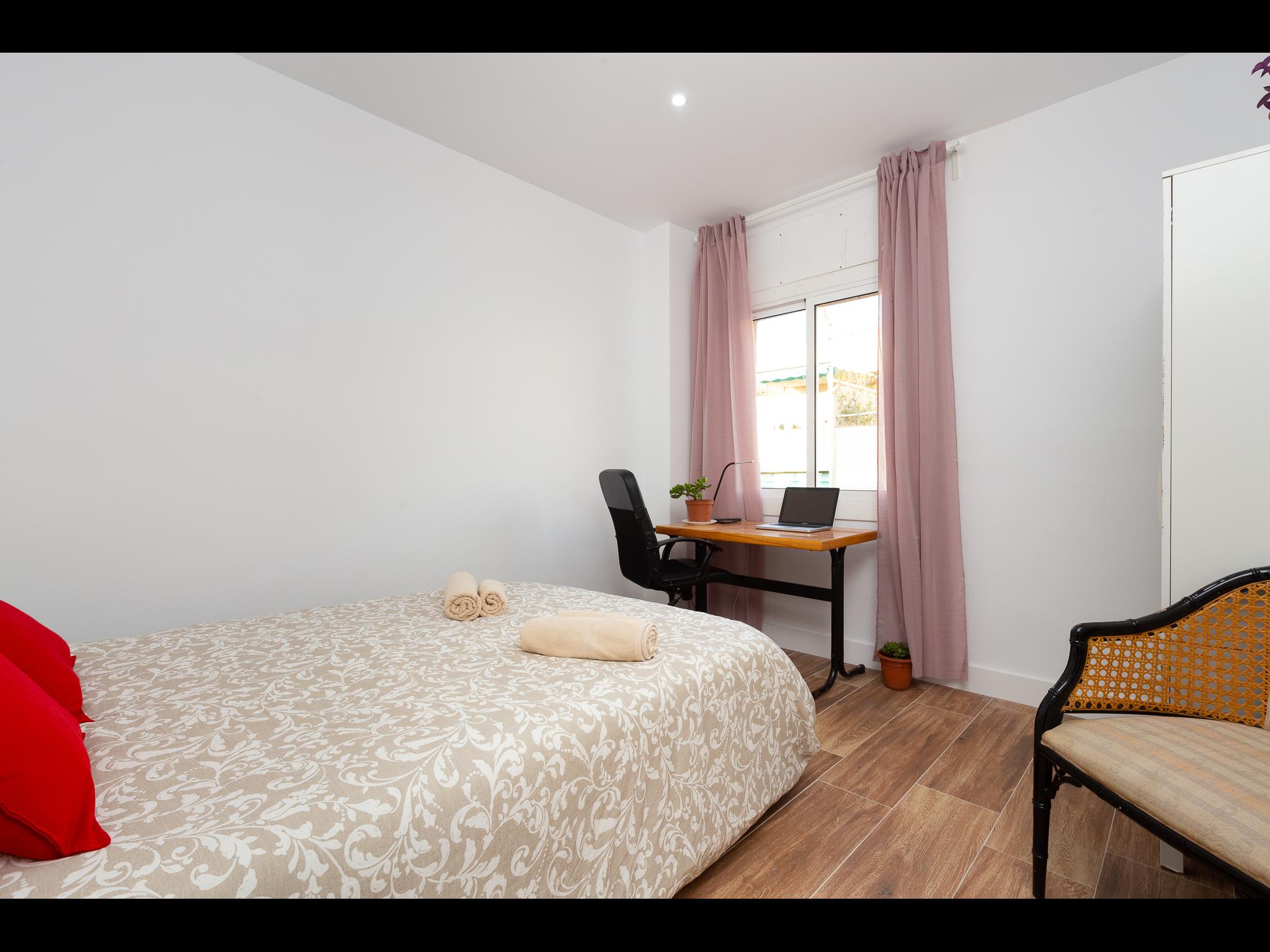 Piquer - One bedroom apartment Barcelona
