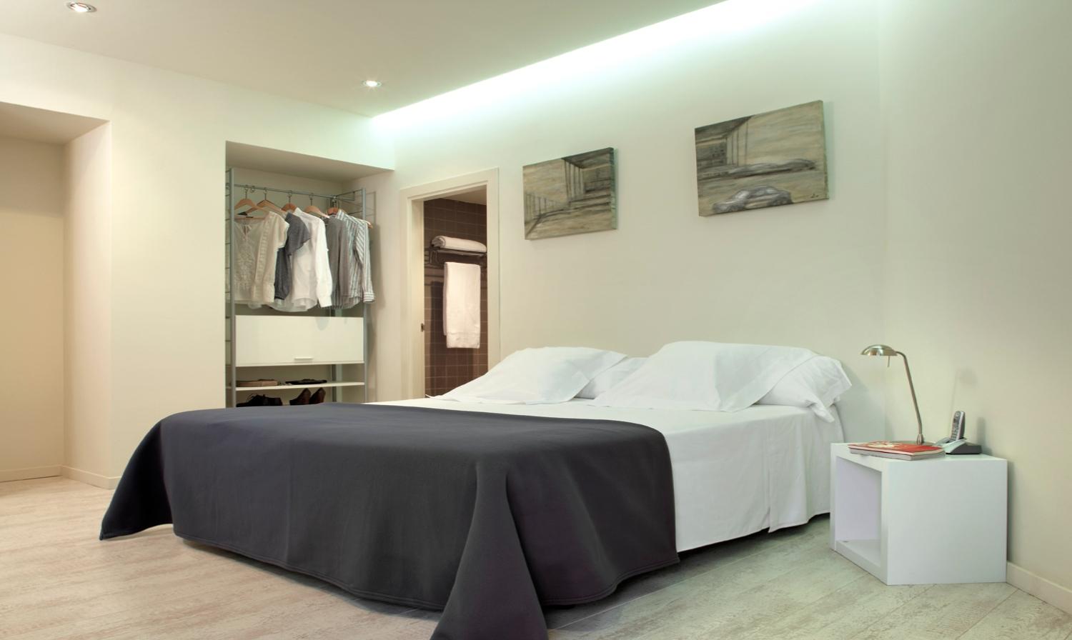 Triado - Piso de 2 dormitorios en Barcelona