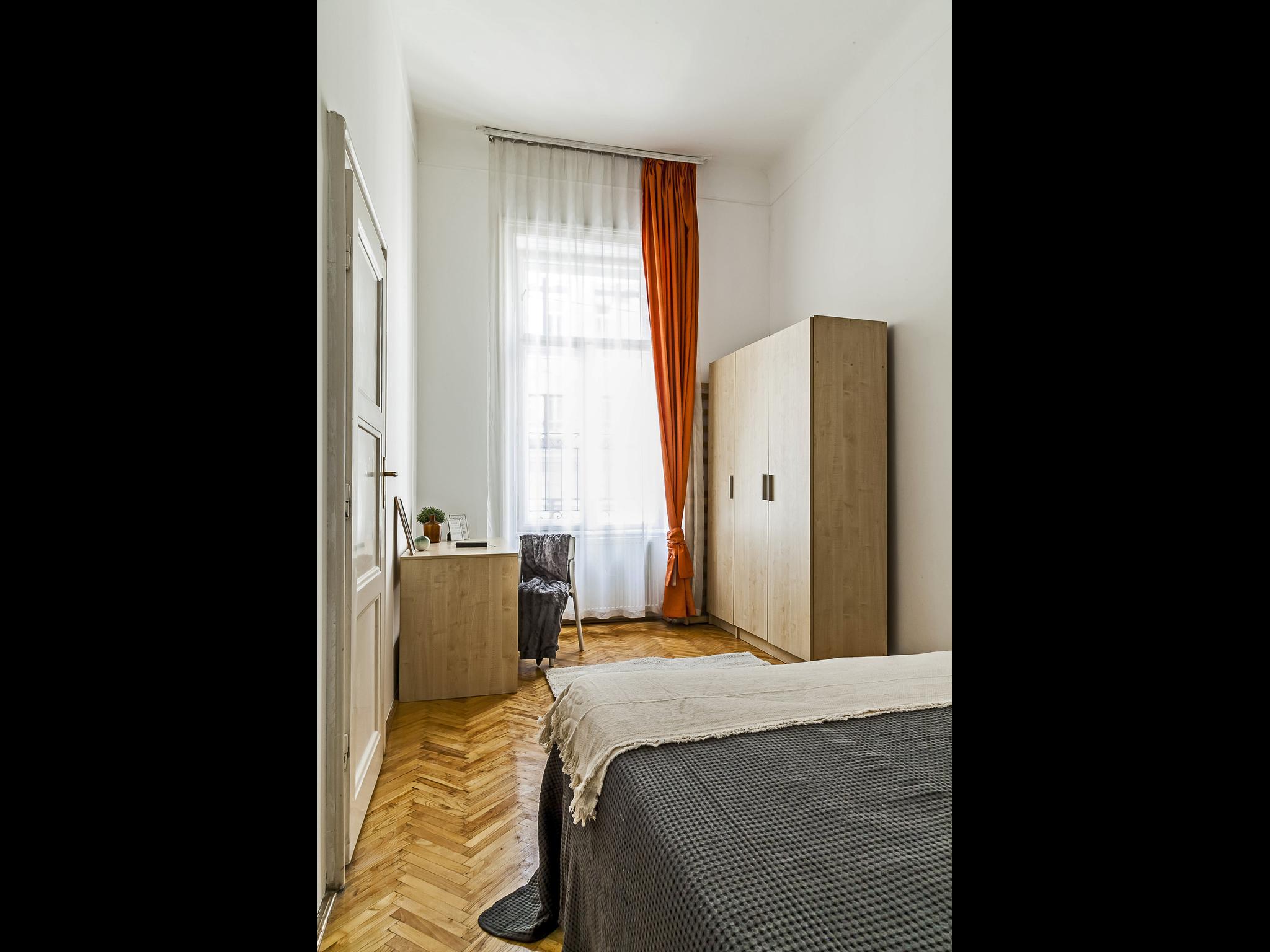 Nagymez - 4 bedroom flat in Budapest
