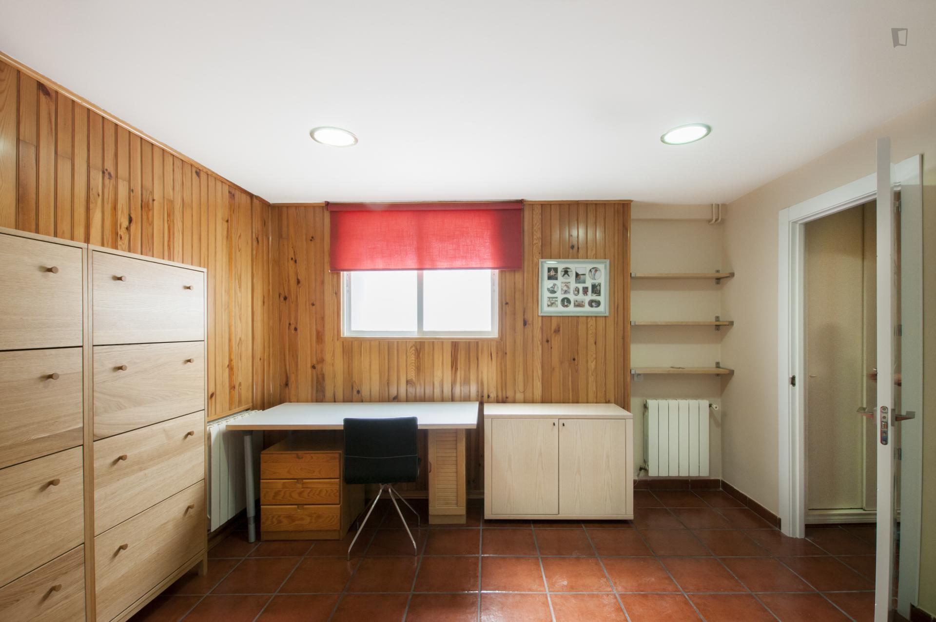 Mirasierra - Bedroom shared flat las Rozas