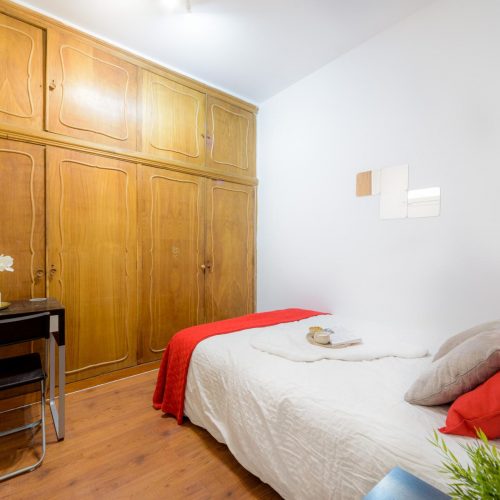 Bailen - Single bedroom in a shared flat in Madrid