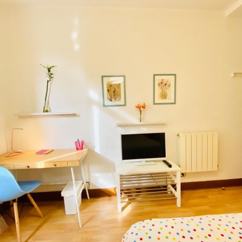 Huertas - Bedroom in a shared flat in Bilbao