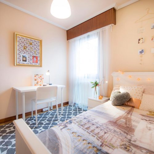 Etxetaldea- Cozy Room in Shared Flat Bilbao