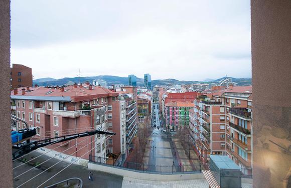 Tiboli - Habitación grande privada en Bilbao
