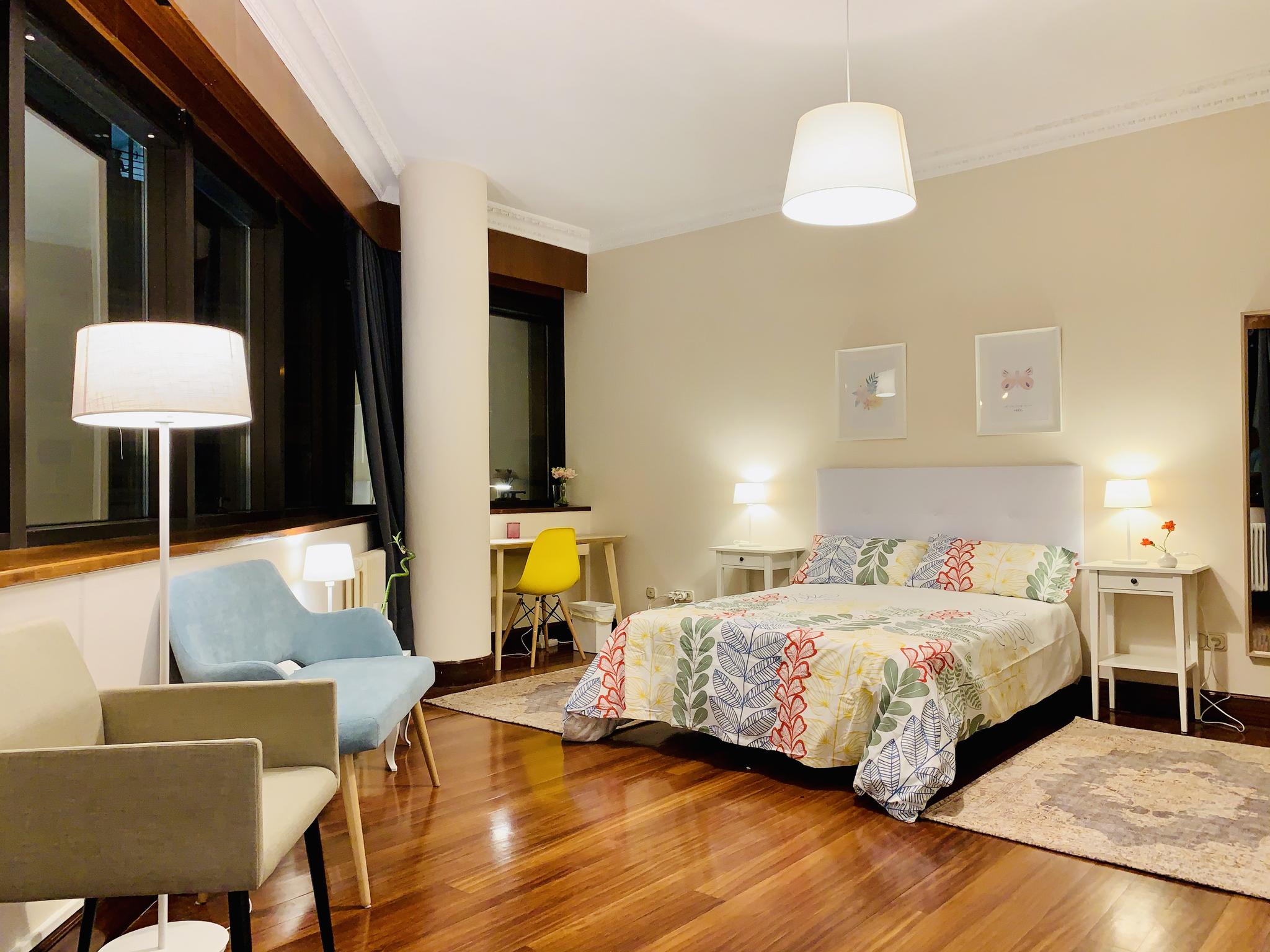 Recalde - Loft room in shared flat Bilbao