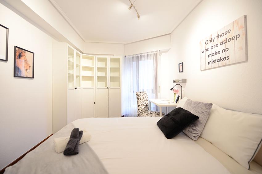 Amazing room in shared flat in Bilbao