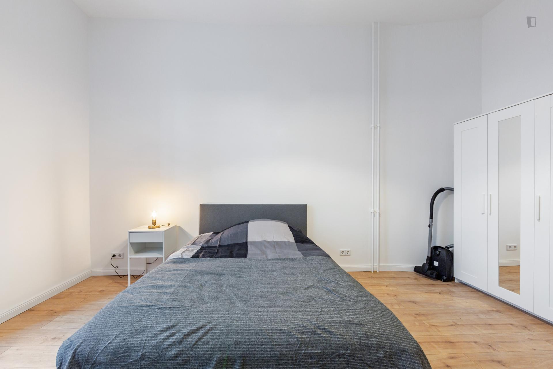 Grafe - Spacious expat flat in Berlin
