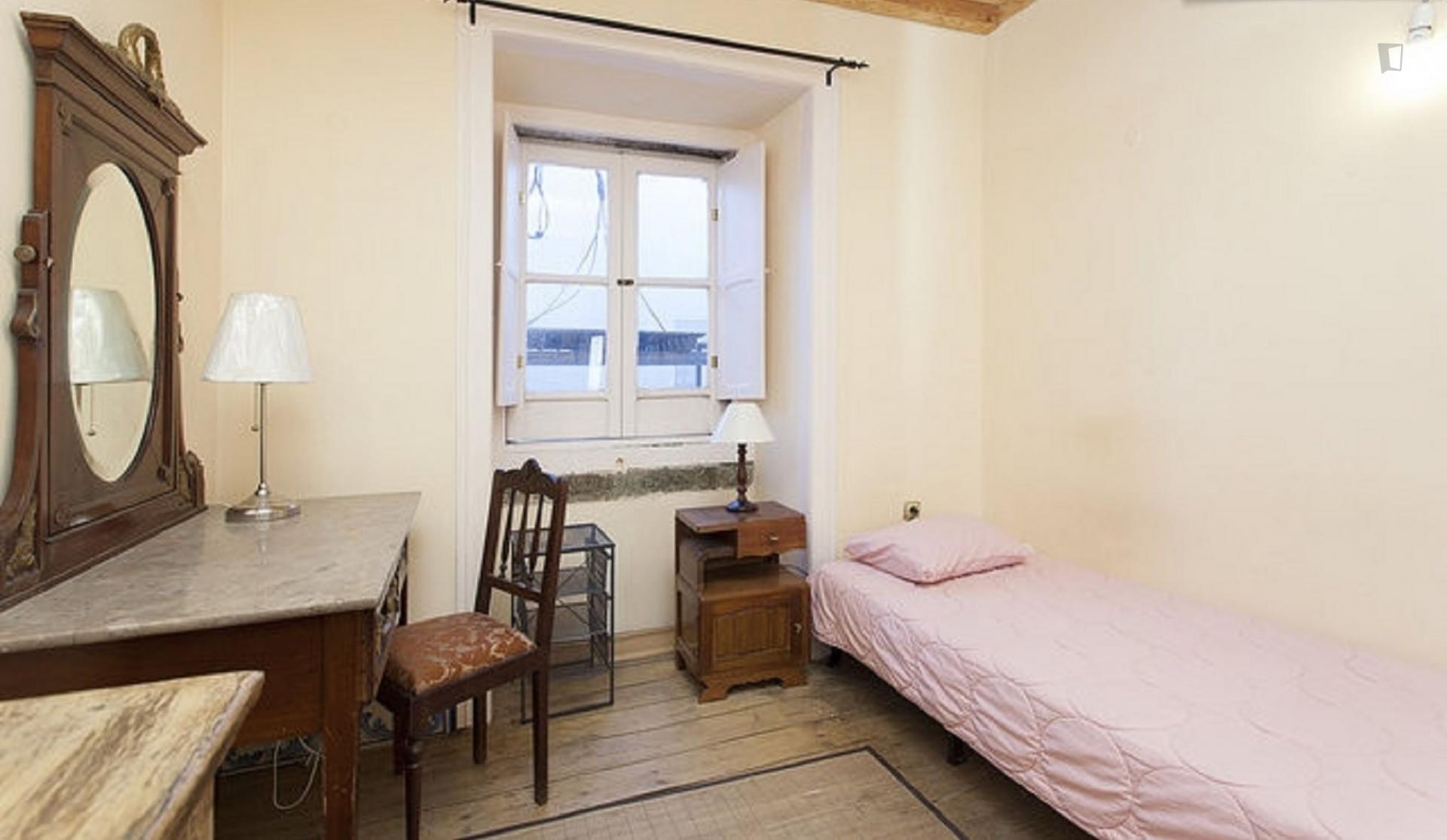 Justa- Lovely 4 Bedroom Apartment in Lisbon