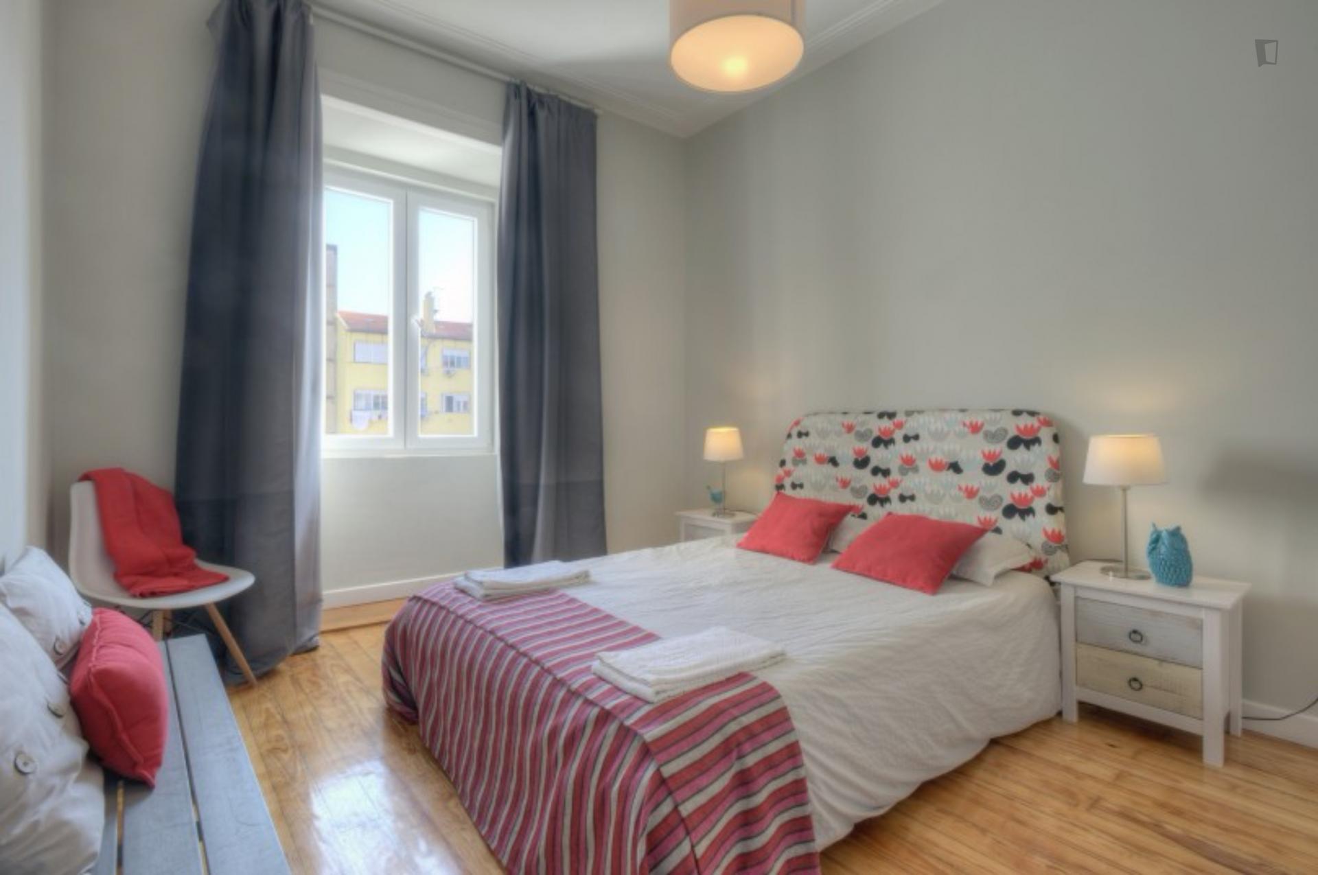 Anjos- Beautiful 5 Bedroom Apartment in Lisbon