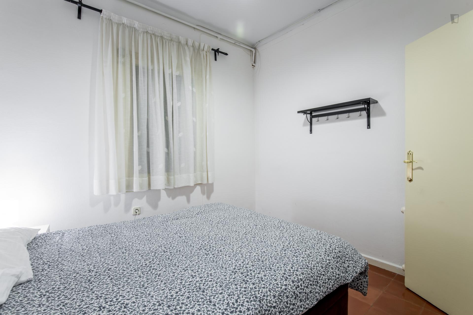 Molló 2 - Spacious apartment in Barcelona