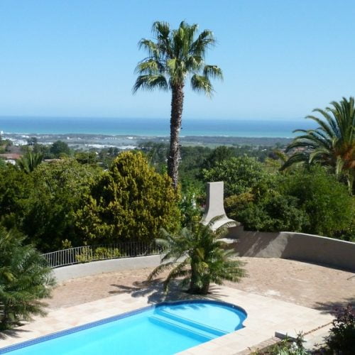 Helderberg 2 - Luxury apartment with sea view in Cape Town