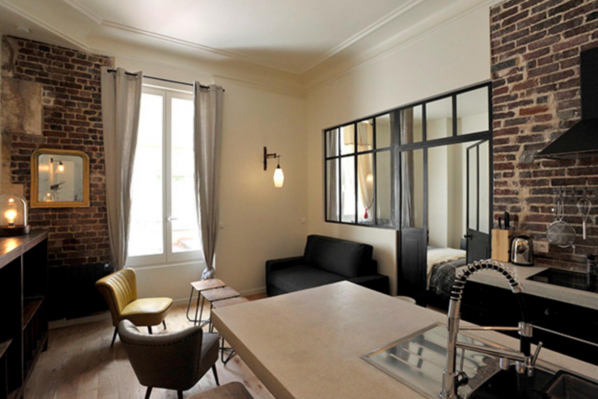 République - Beautiful loft for expats in Paris