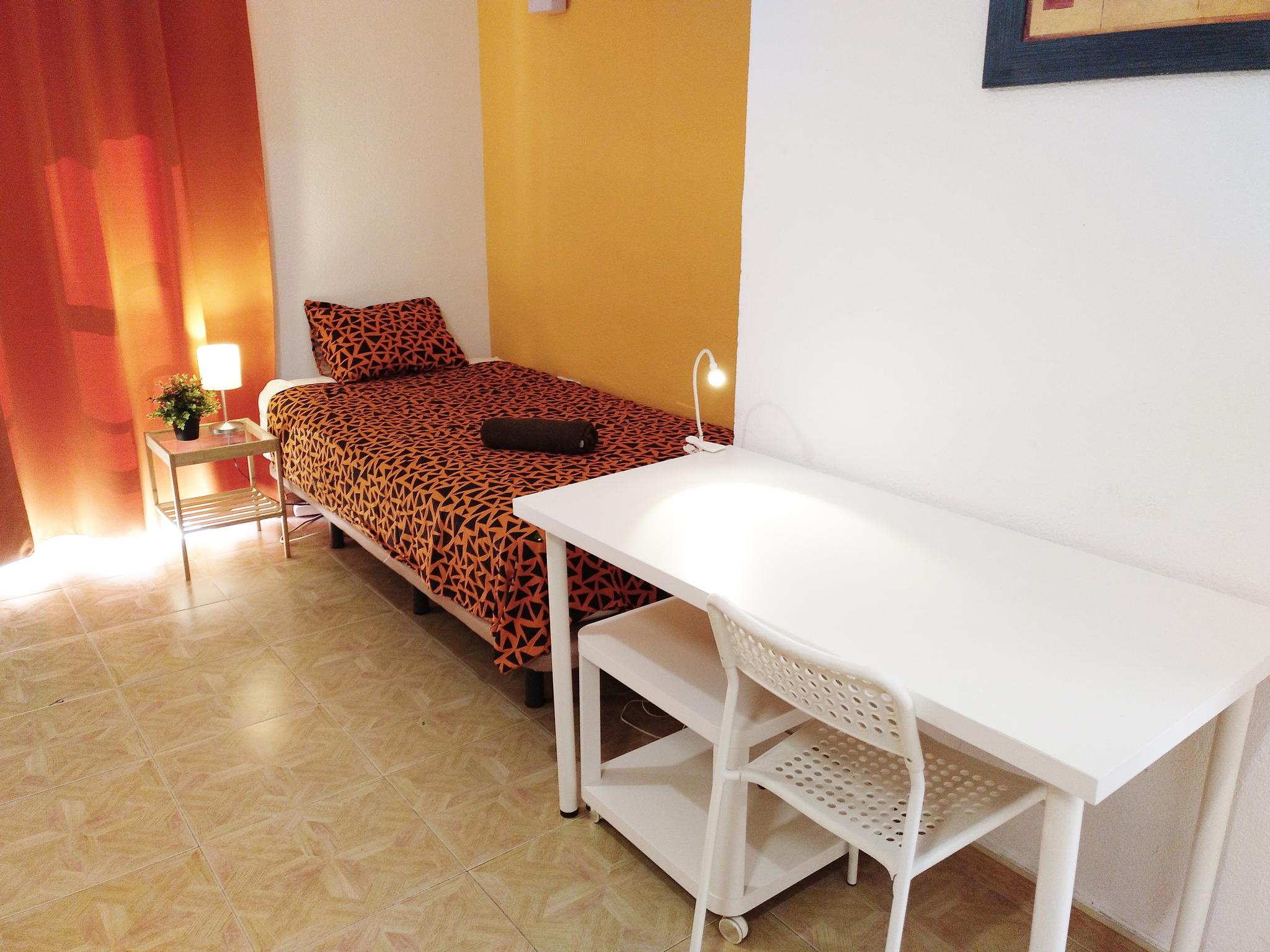 Franquelo - Private room in an apartment in Málaga