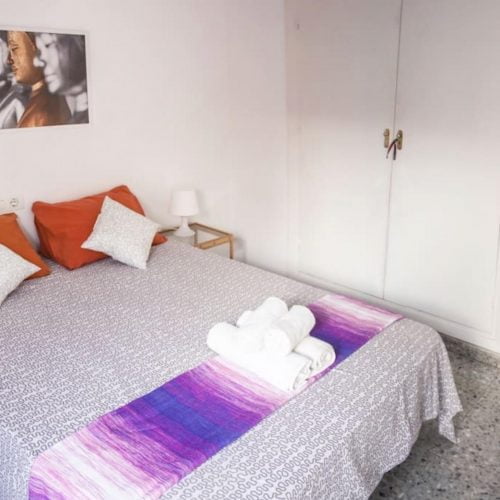 Comedias 2- Bedroom with a Terrace in Malaga