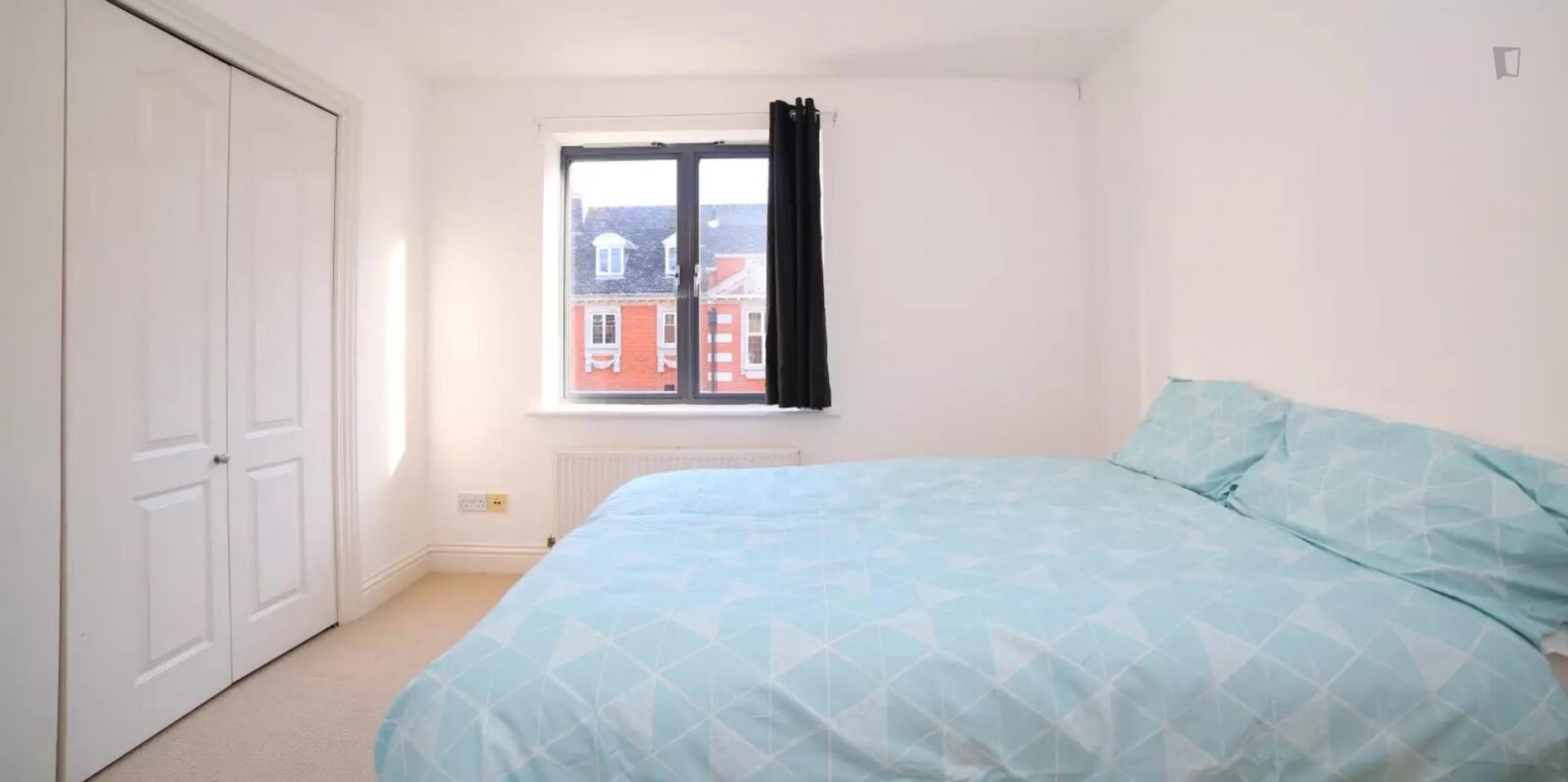 Manor - Shared apartment in London for expats