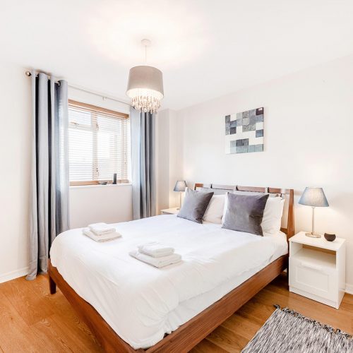 Compton - Nice apartment for expats in London