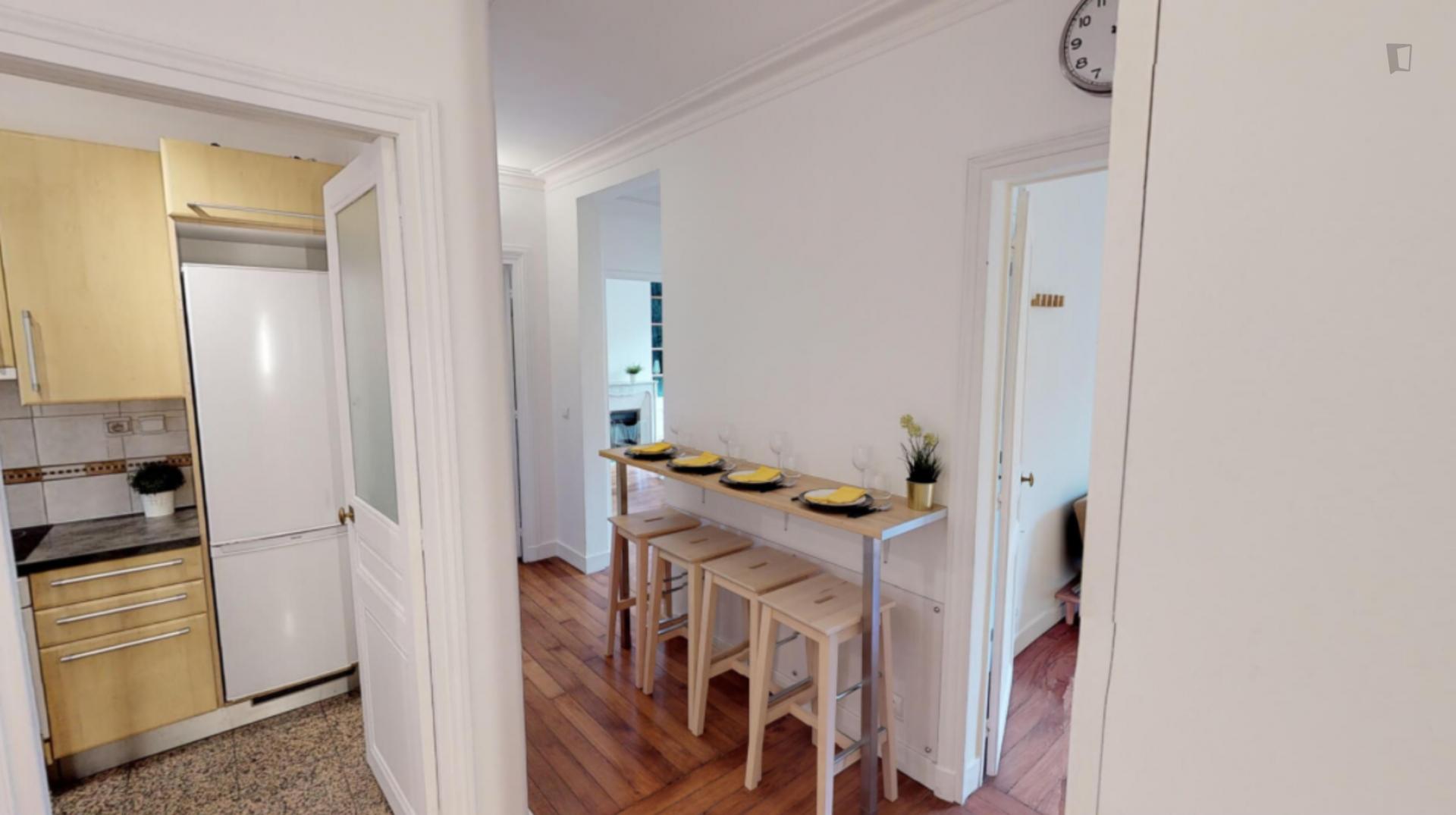 Marcel - Double room shared flat in Paris