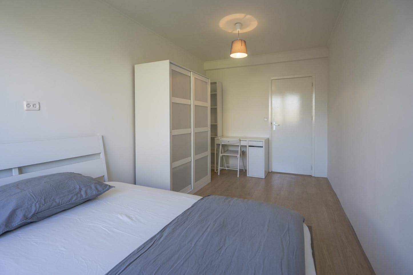 Botter - Private bedroom in Amsterdam for expats