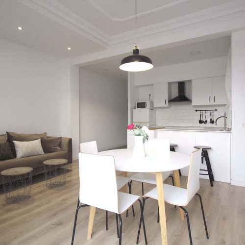 Llorens - Modern furnished expat apartment in Valencia