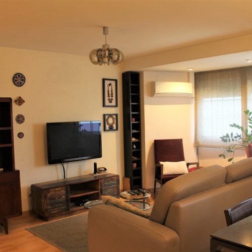 Sueca 38 – Spacious expat apartment in Valencia
