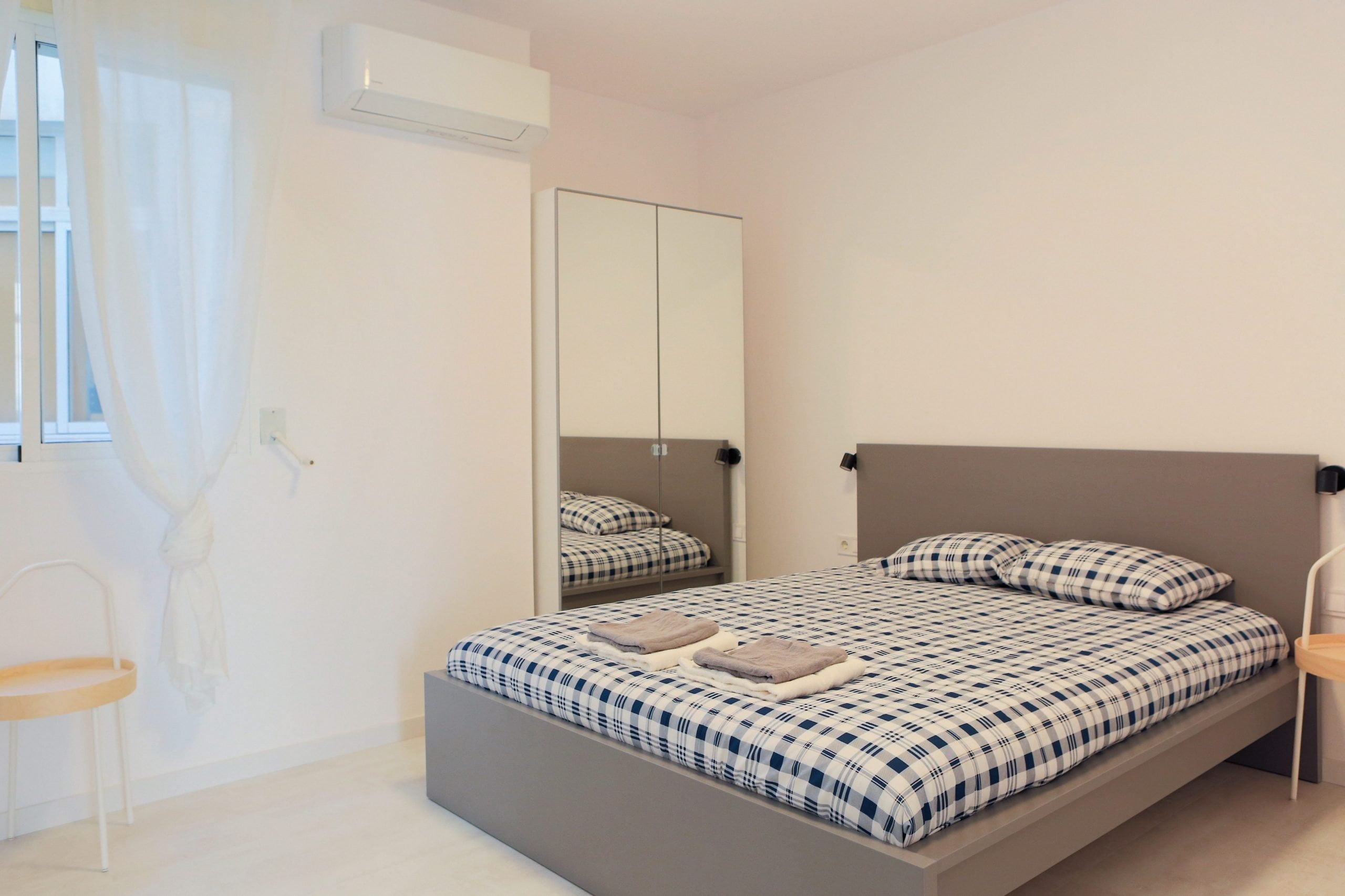 v-Tossal 3 – Modern expat apartment in Valencia centre