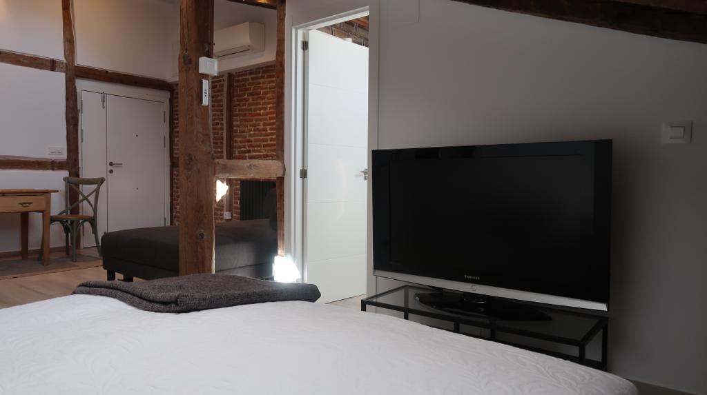 Madera - Luxury studio for rent in Madrid