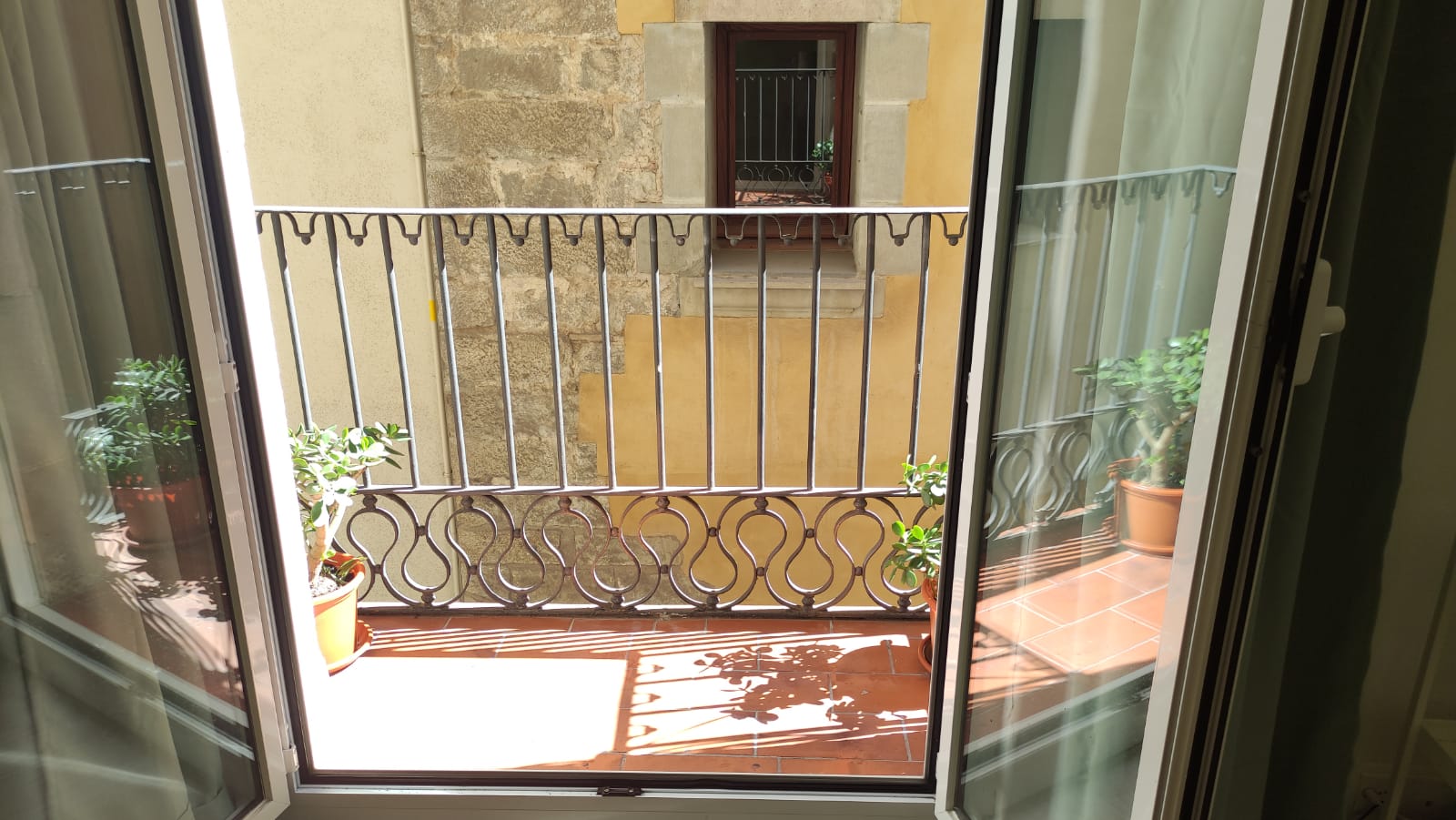 Monec - Furnished flat for rent in Barcelona