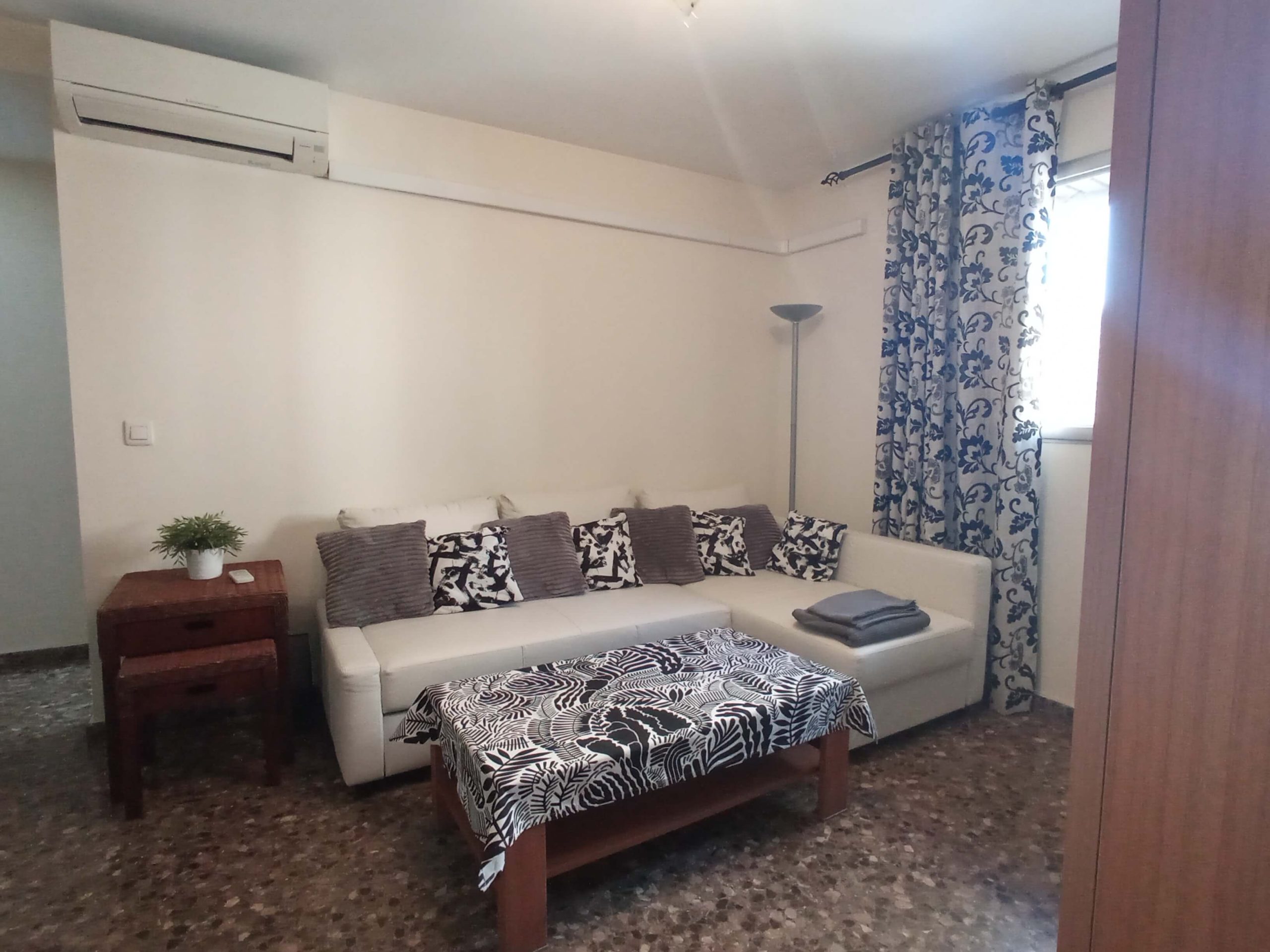 sofa Amado Granell 2 - Apartment for rent in Valencia