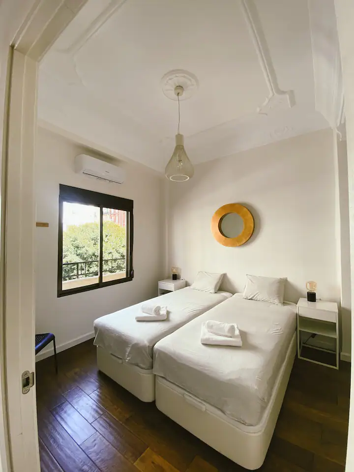 bedroom apartment for rent valencia