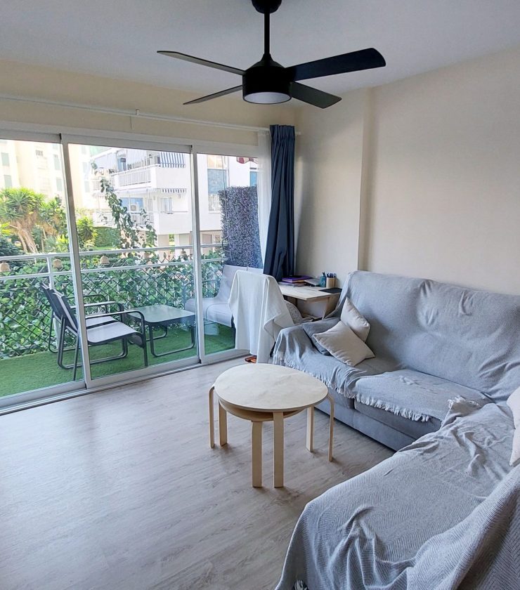 Farnals - lovely flat with pool for rent