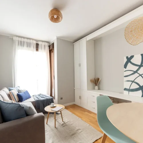 living room apartment for rent in madrid samaniego