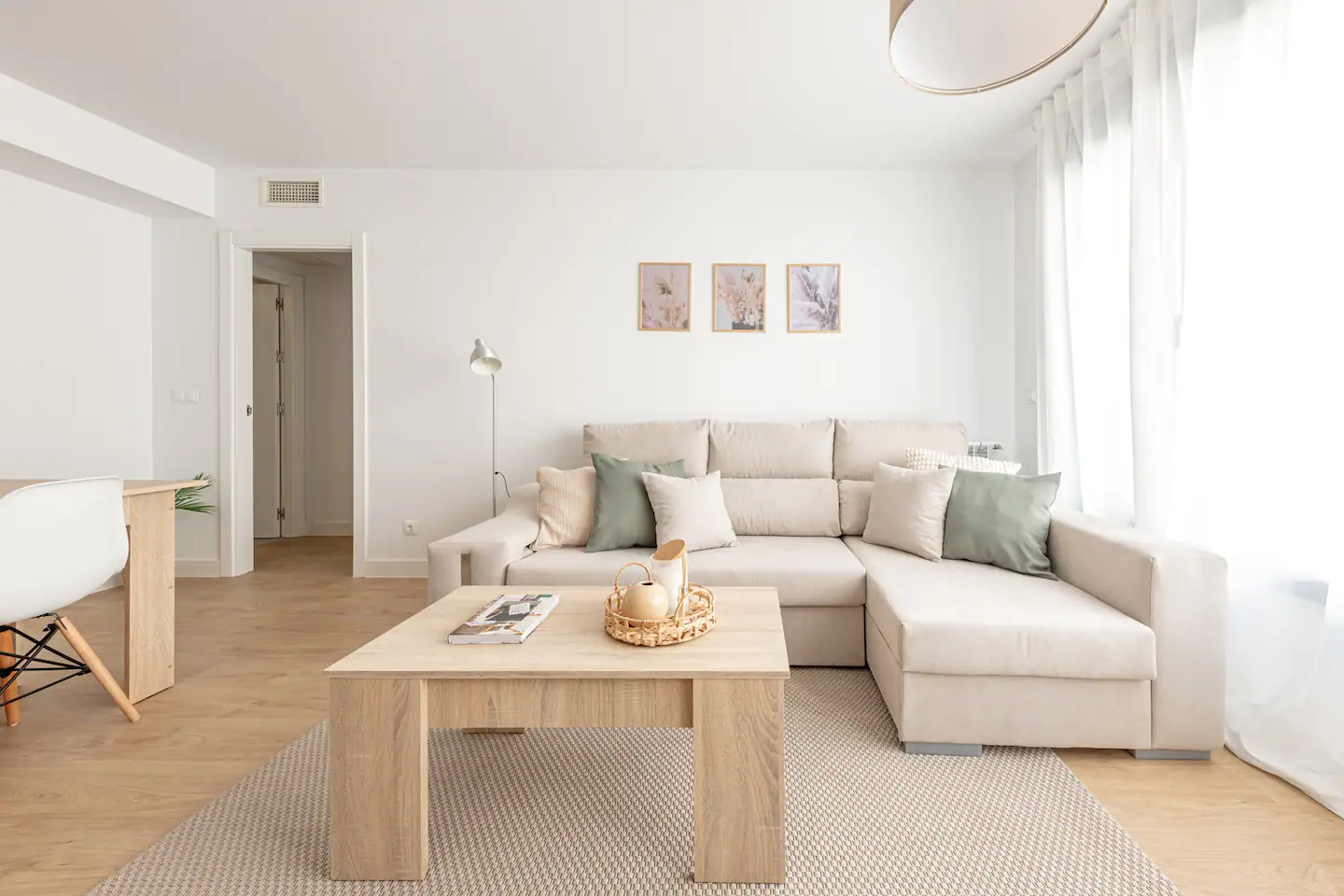 living room Ferenc 3 - Apartment for rent in Madrid 2