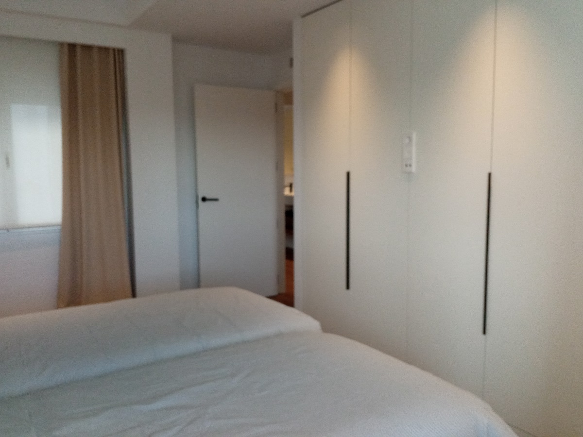room apartment for rent in serranos valencia 5