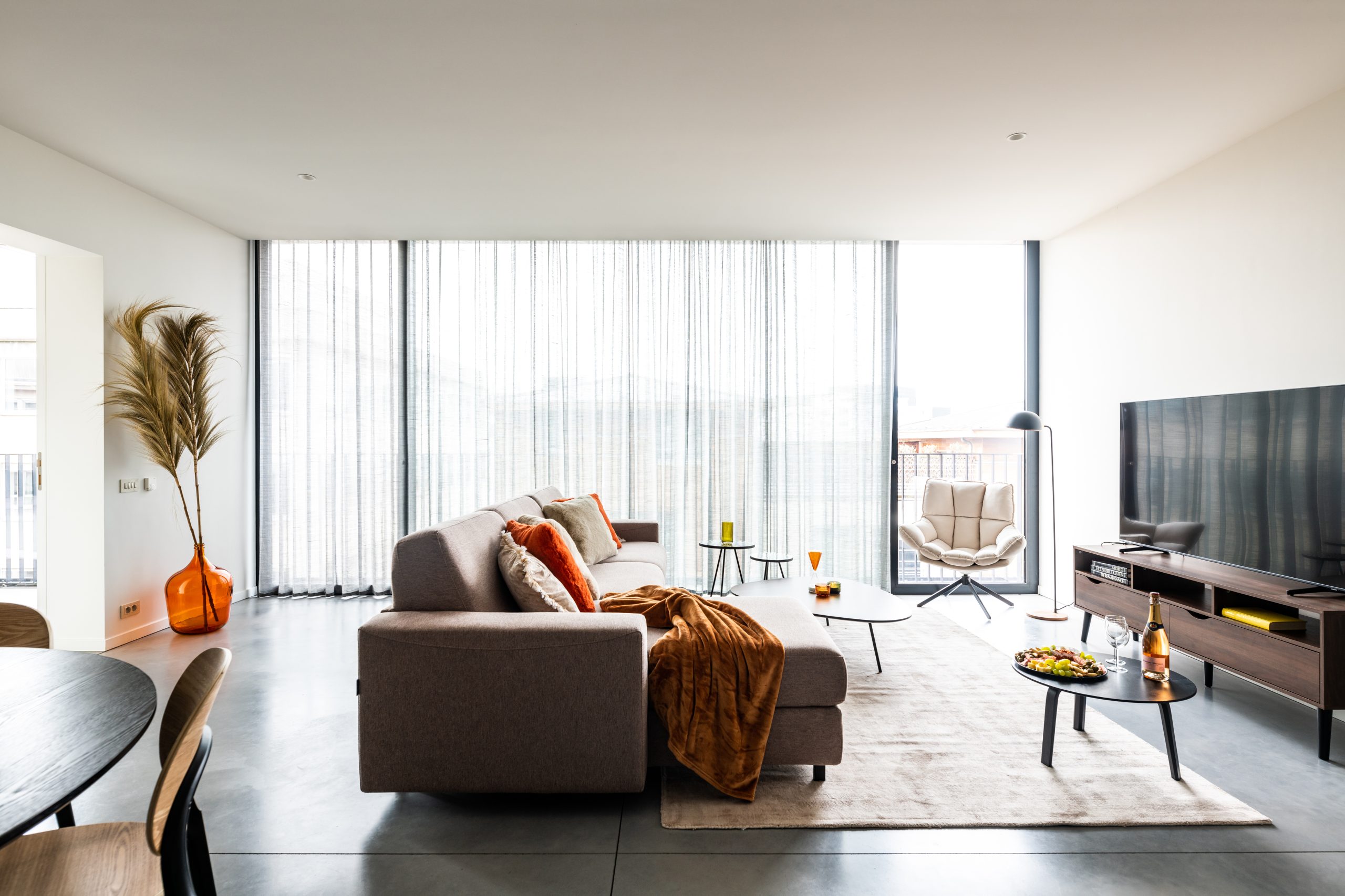 Livingroom 2-bedroom for rent in Brussels