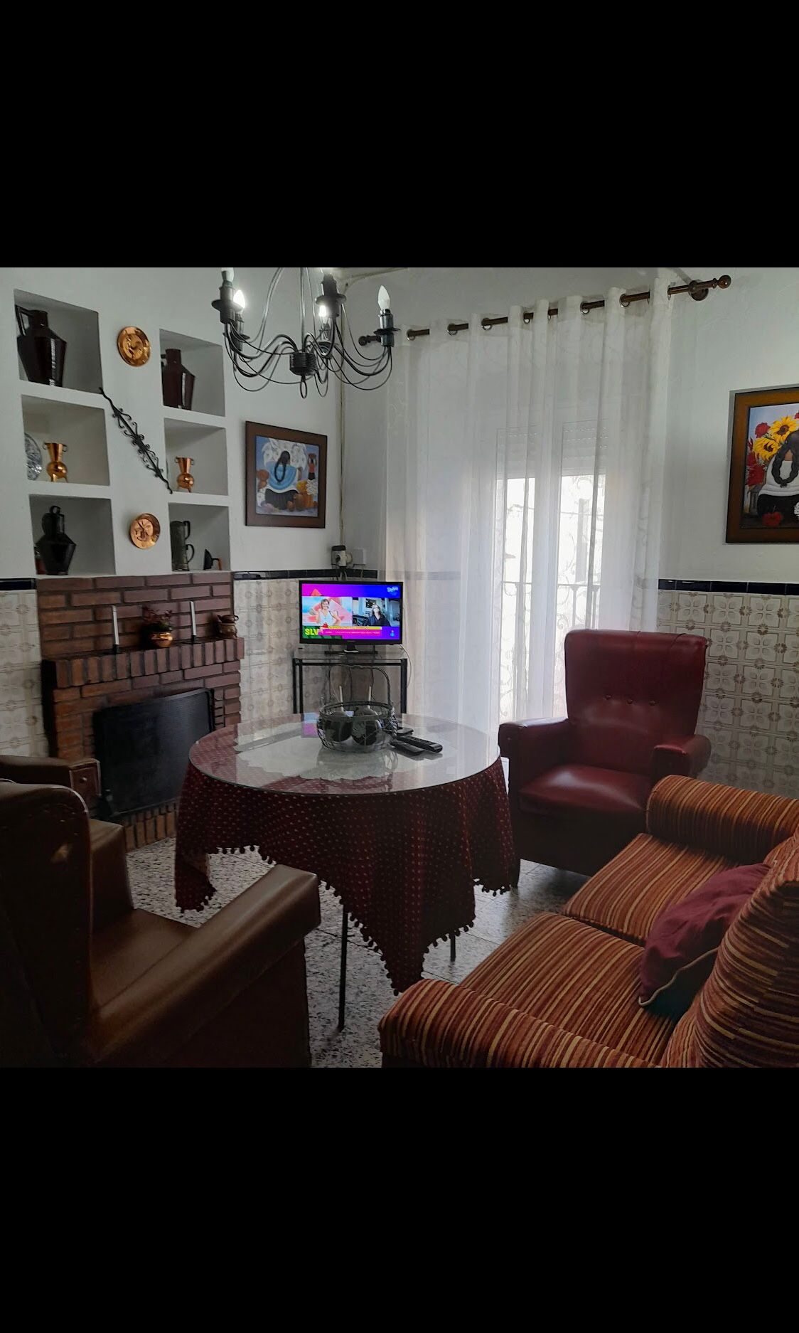 house-for-rent-in-Huelva-livingroom