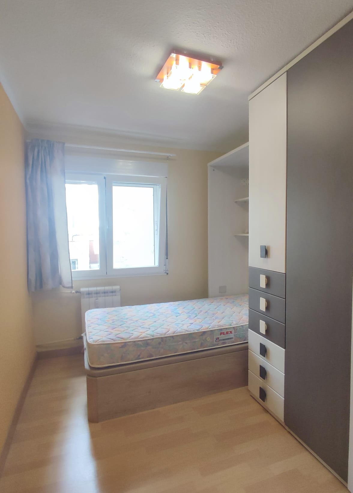 3-bedroom for rent in Burgos - bedroom