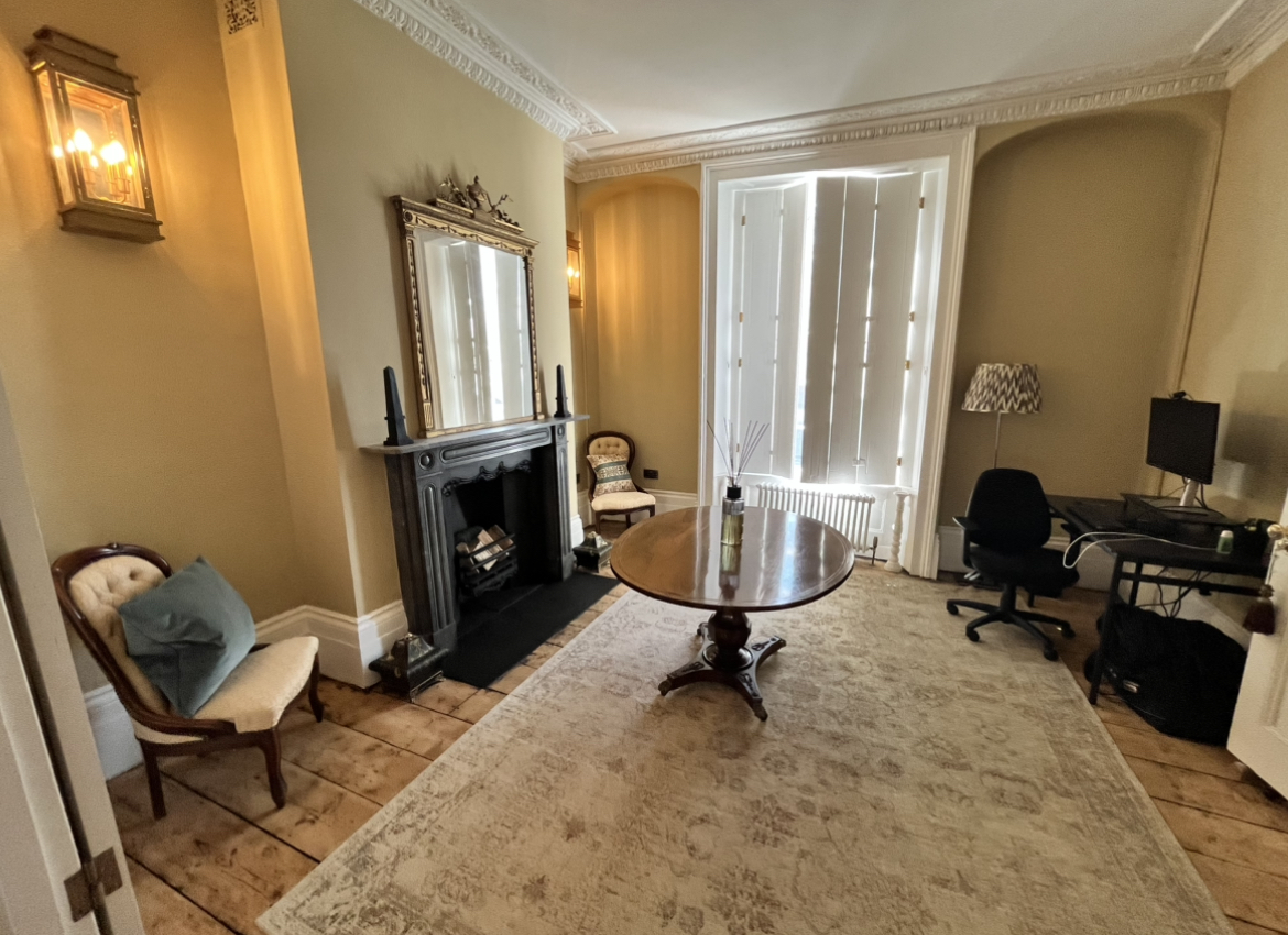 house for rent in London - Livingroom