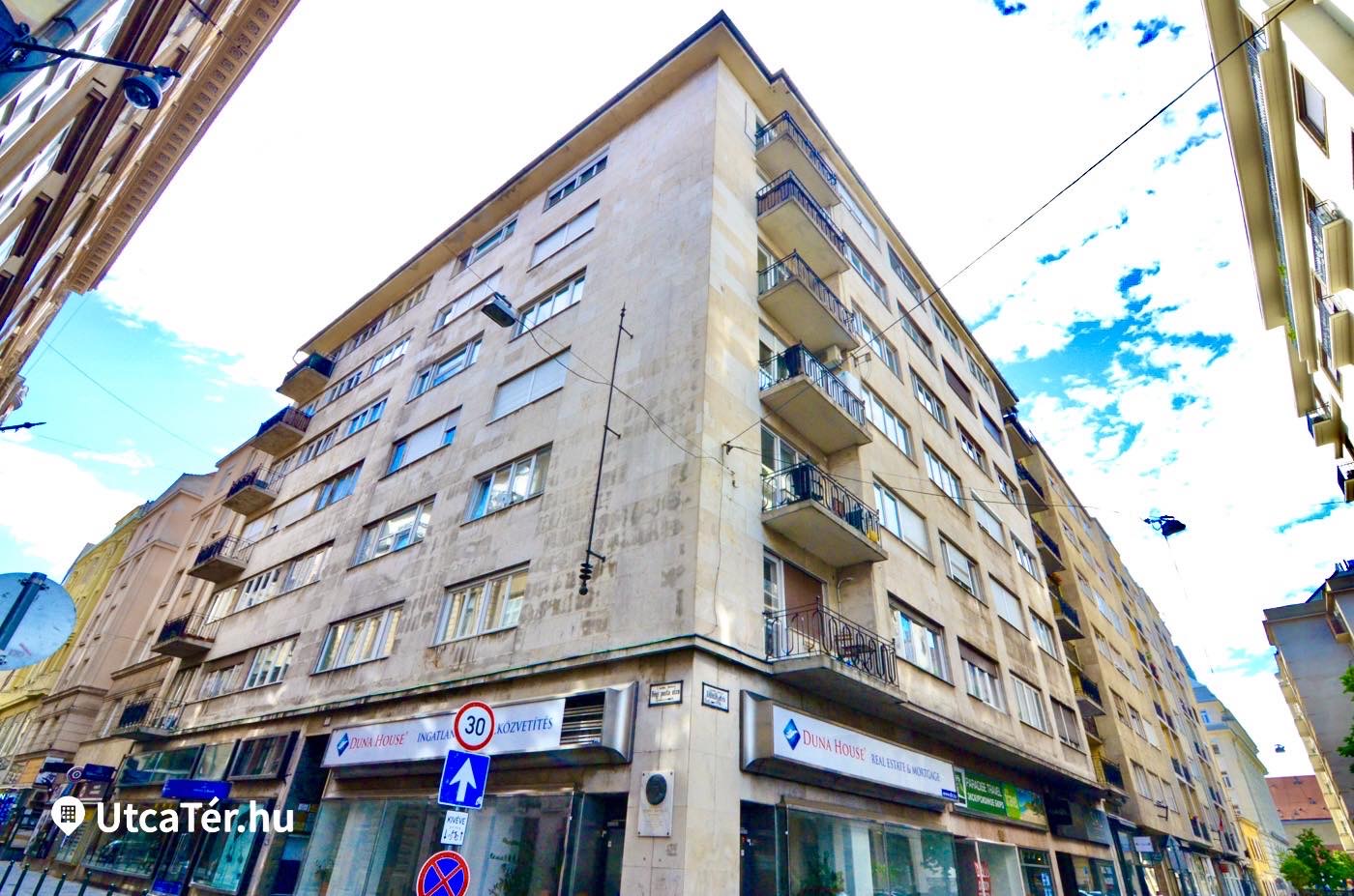 apartment for rent in Budapest - Building