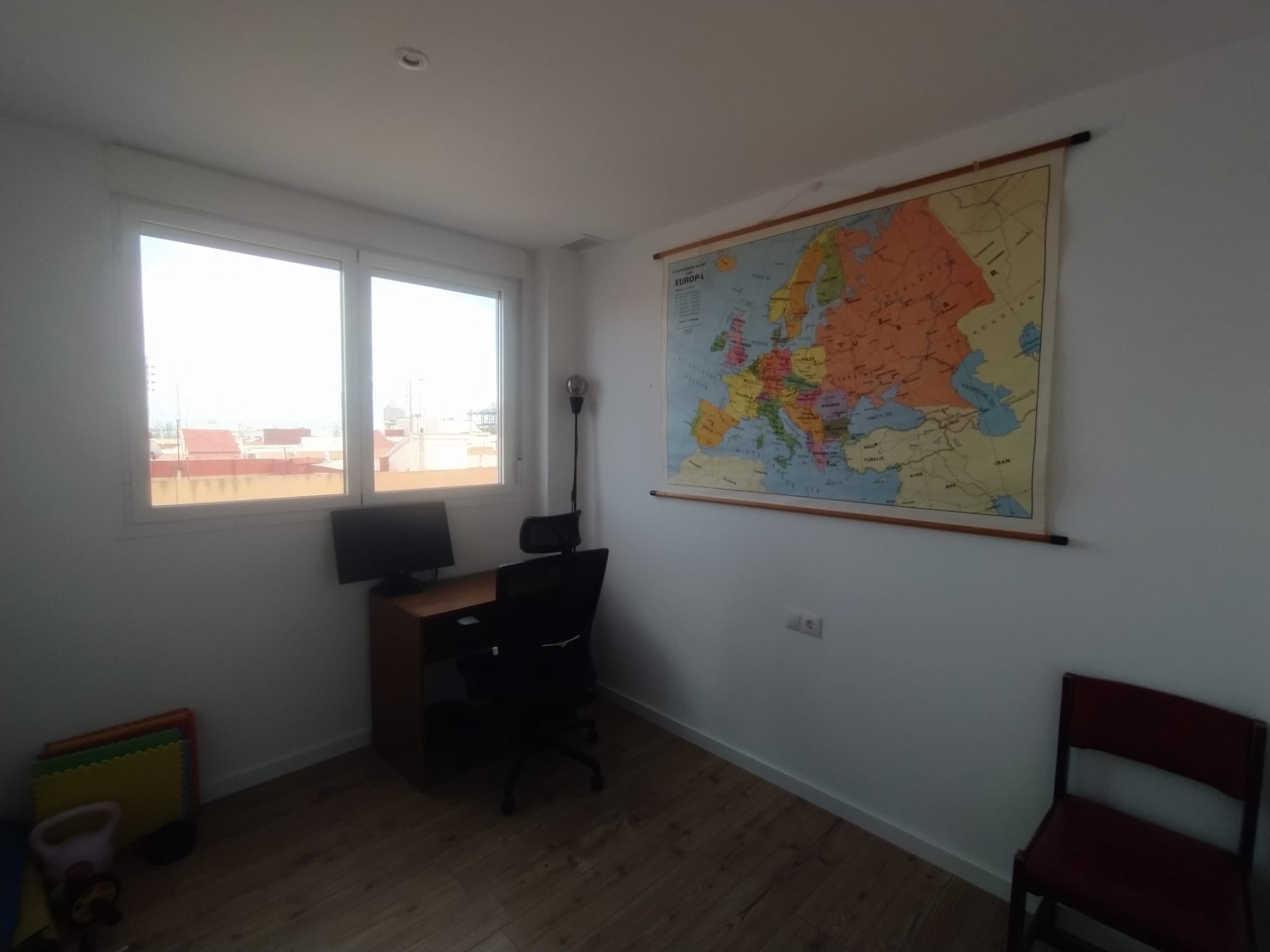 apartment for rent in Valencia - office