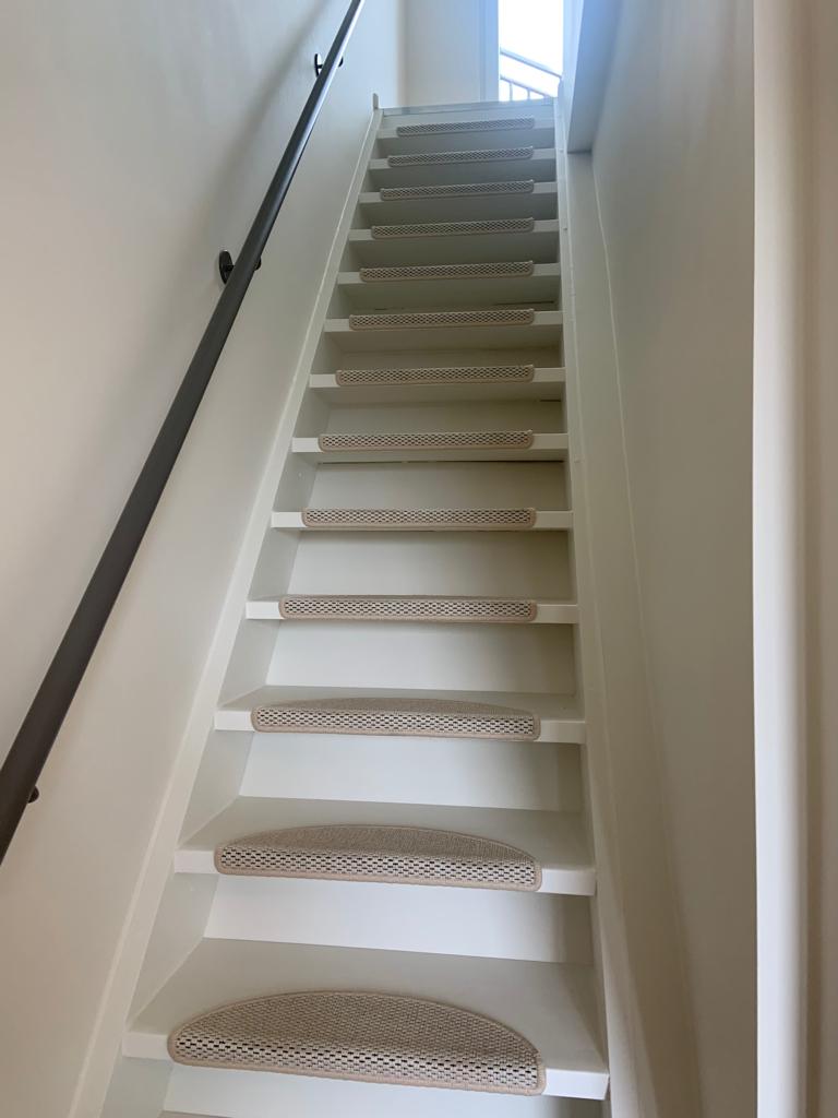 stairs house for rent in Ghent 3