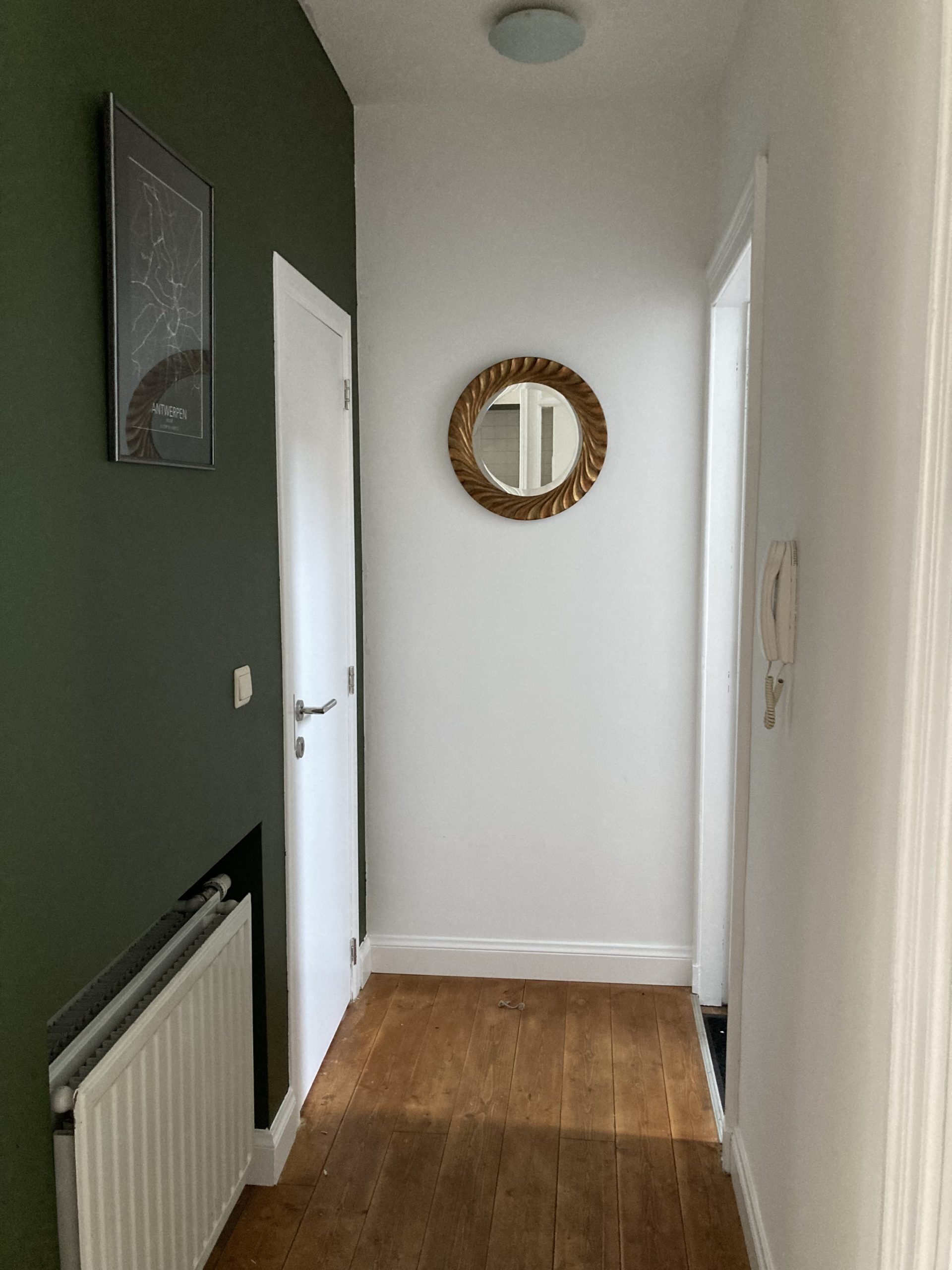 apartment for rent in antwerp - hallway