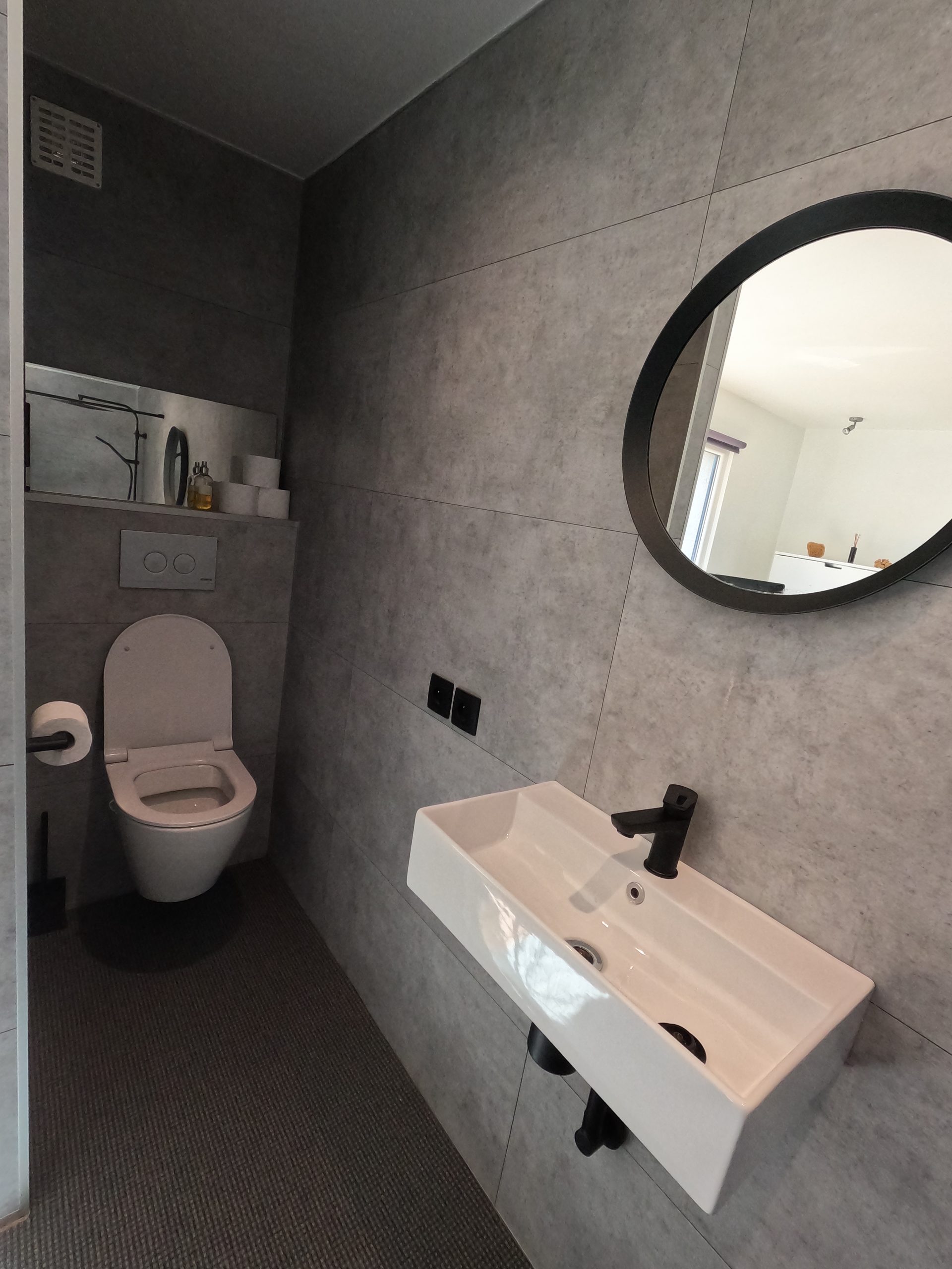 house for rent in ghent - bathroom
