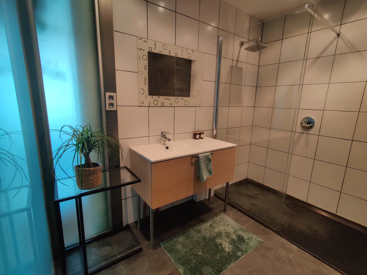 bathroom - apartment for rent in antwerp