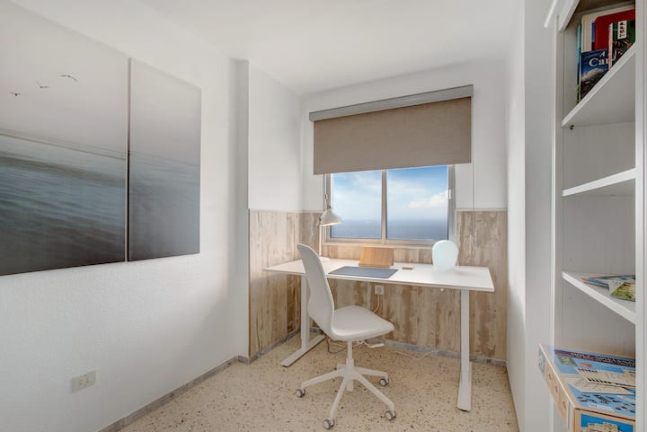 apartment for rent in Tenerife - office