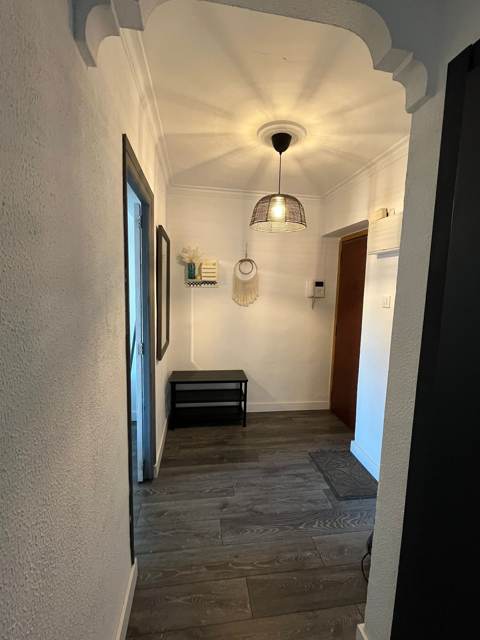 apartment for rent in valencia - hallway